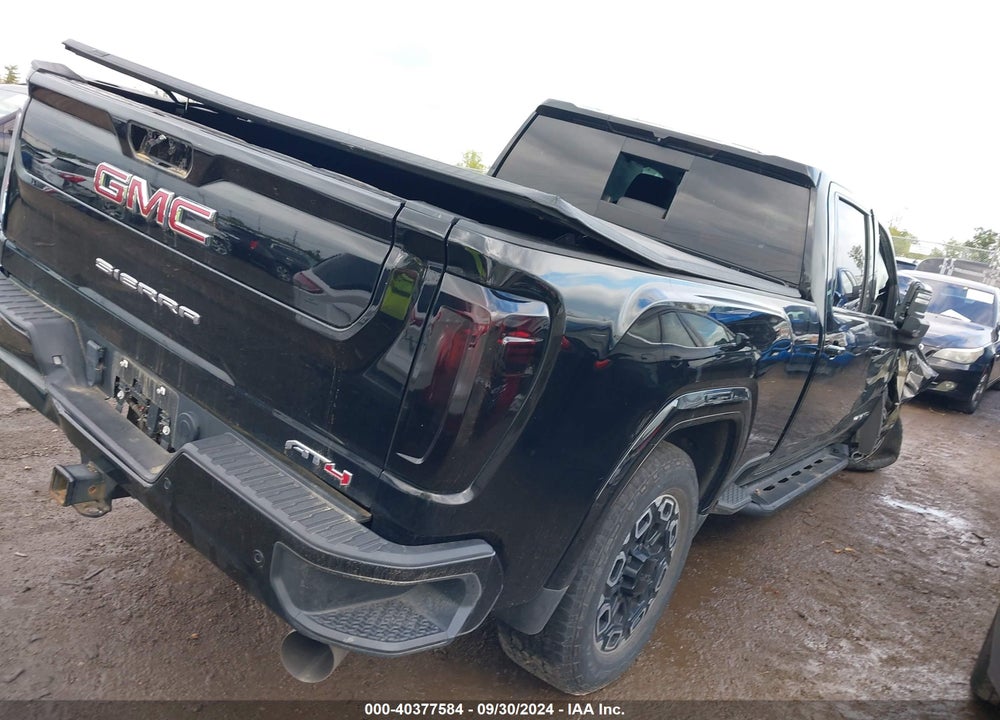 2022 GMC SIERRA 2500HD 4WD STANDARD BED AT4 VIN: 1GT49PEY7NF246675