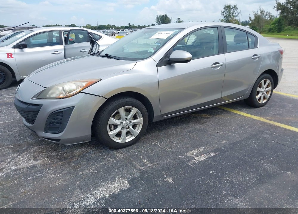 2011 MAZDA 3 I TOURING VIN: JM1BL1VGXB1425850