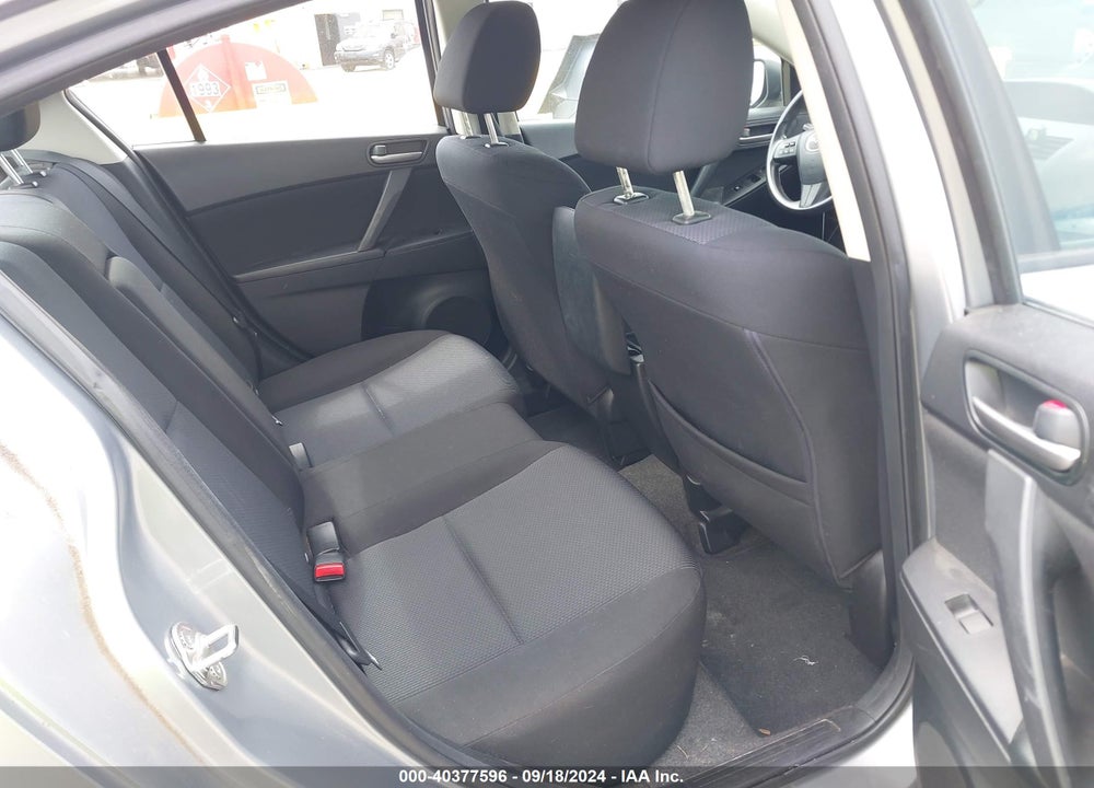 2011 MAZDA 3 I TOURING VIN: JM1BL1VGXB1425850