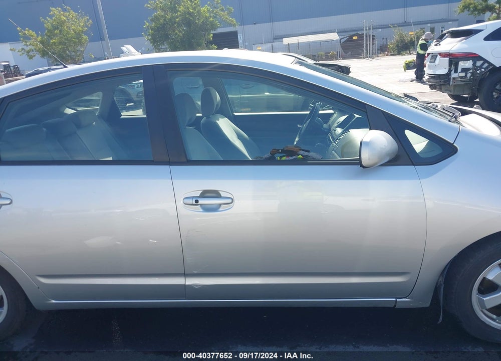 2004 TOYOTA PRIUS VIN: JTDKB20U940005303