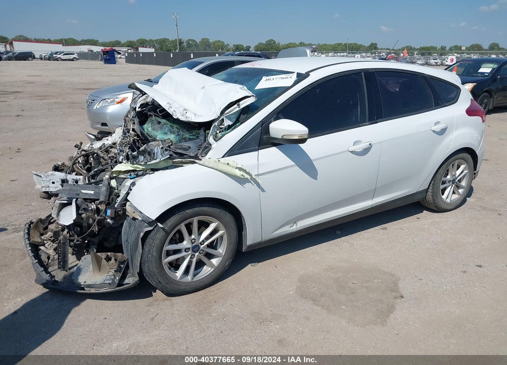 2016 FORD FOCUS SE VIN: 1FADP3K29GL338251