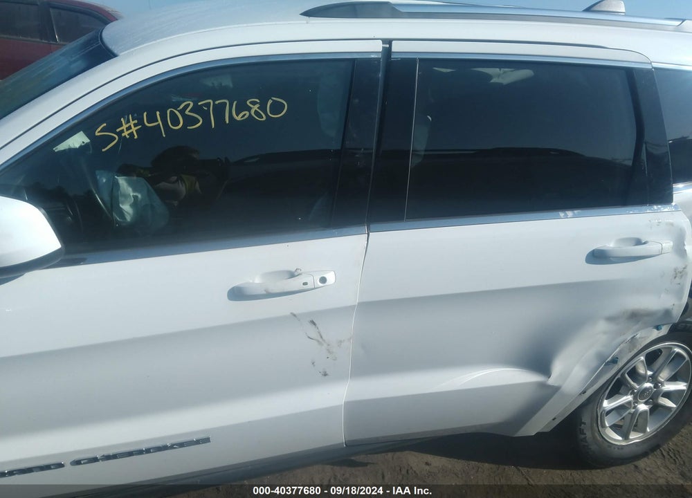 2019 JEEP GRAND CHEROKEE LAREDO E 4X4 VIN: 1C4RJFAGXKC835141