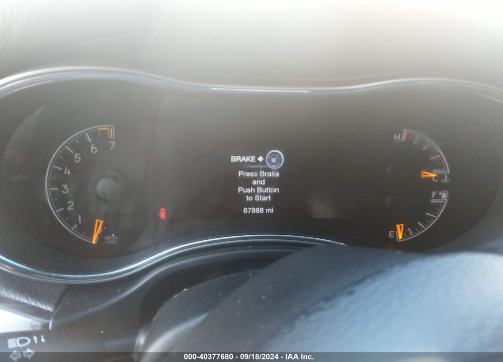 2019 JEEP GRAND CHEROKEE LAREDO E 4X4 VIN: 1C4RJFAGXKC835141