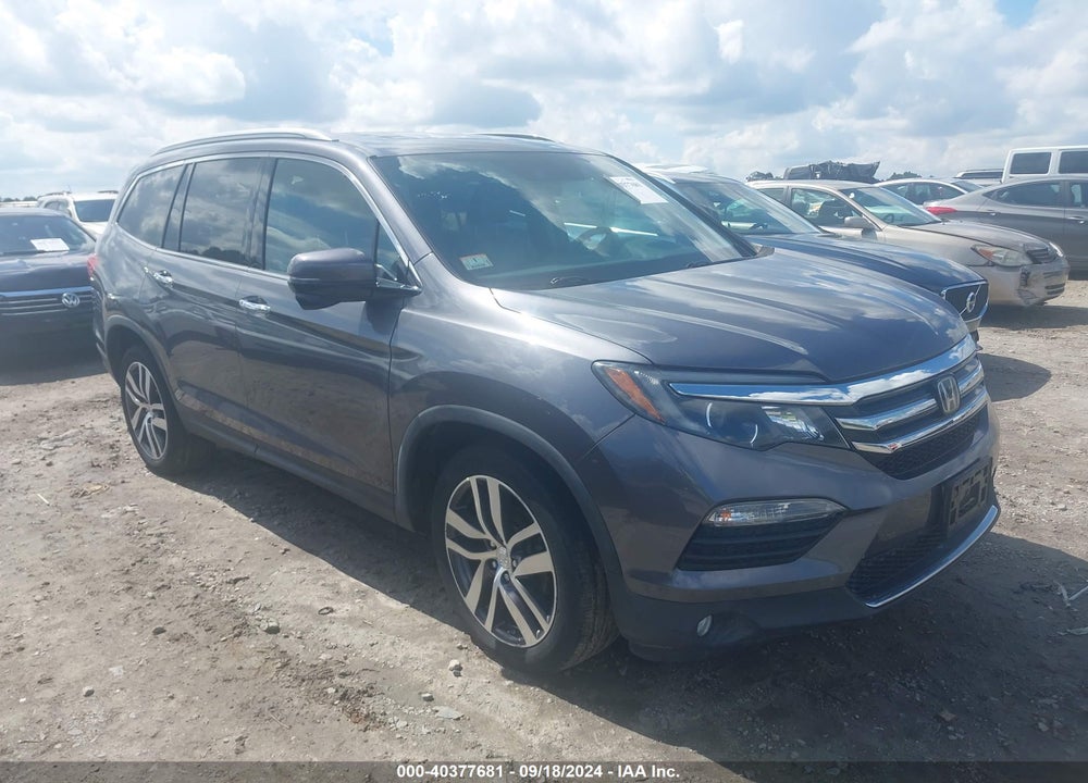 2016 HONDA PILOT TOURING VIN: 5FNYF6H91GB123714
