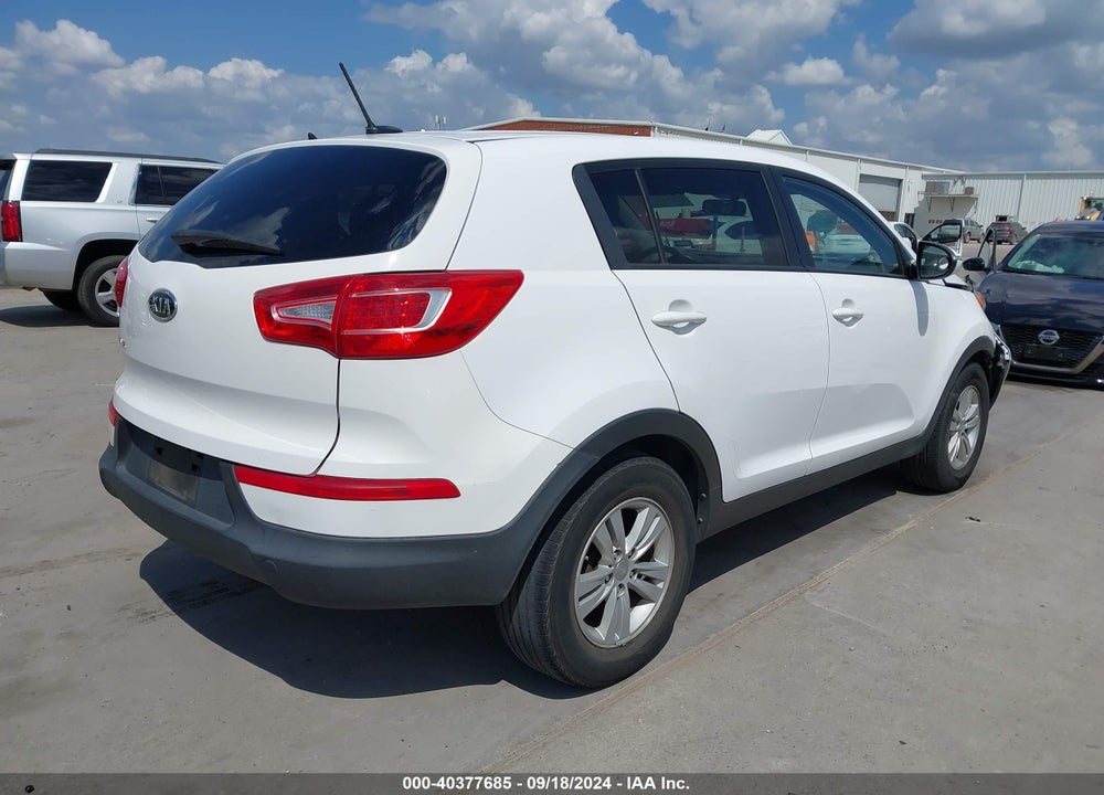 2011 KIA SPORTAGE LX VIN: KNDPBCA24B7131341