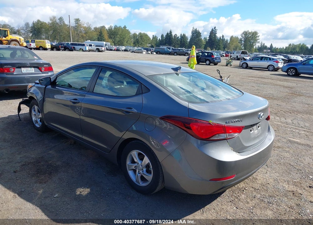 2014 HYUNDAI ELANTRA SE VIN: 5NPDH4AE4EH501480