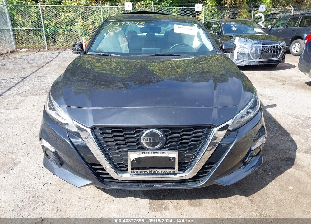 2021 NISSAN ALTIMA PLATINUM INTELLIGENT AWD VIN: 1N4BL4FW4MN302148