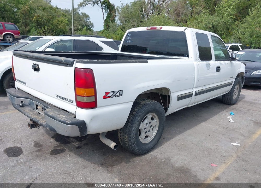 2002 CHEVROLET SILVERADO 1500 LS VIN: 2GCEK19T621310793