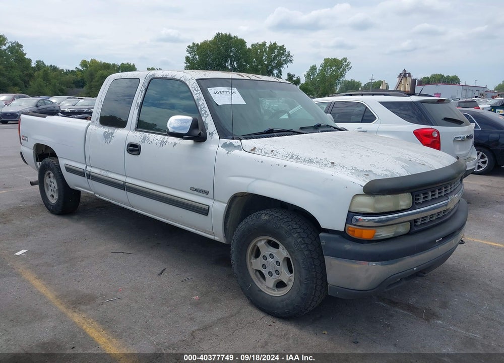 2002 CHEVROLET SILVERADO 1500 LS VIN: 2GCEK19T621310793