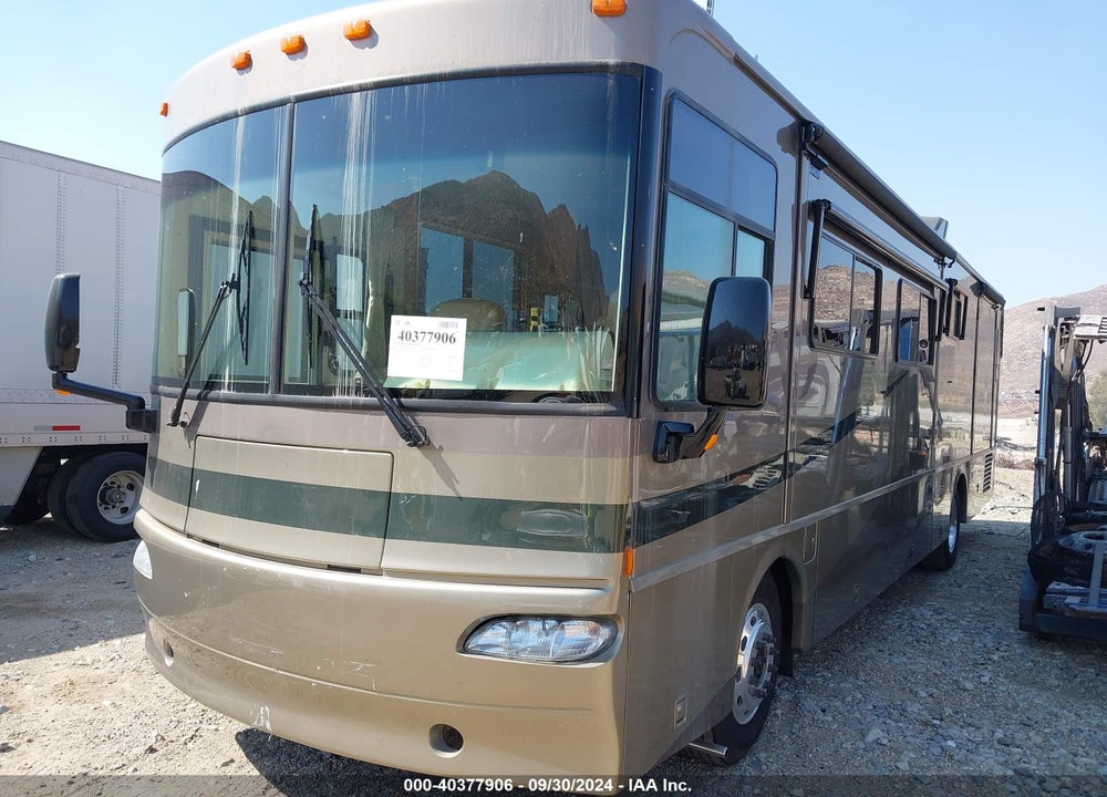 2004 FREIGHTLINER CHASSIS VIN: 4UZAAHAK64CM84160