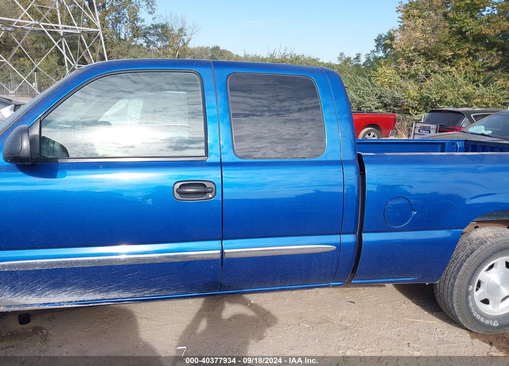 2003 GMC SIERRA 1500 SLE VIN: 2GTEC19V931330018