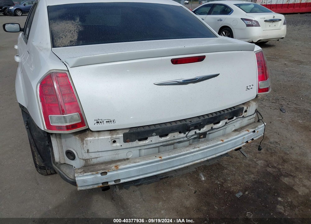 2012 CHRYSLER 300 VIN: 2C3CCAAG8CH139027