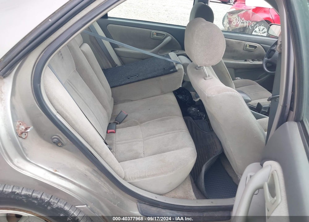 2001 TOYOTA CAMRY CE VIN: 4T1BG22K51U090914
