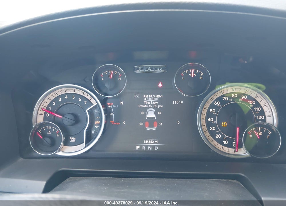 2018 RAM 1500 VIN: 1C6RR7NTXJS319833