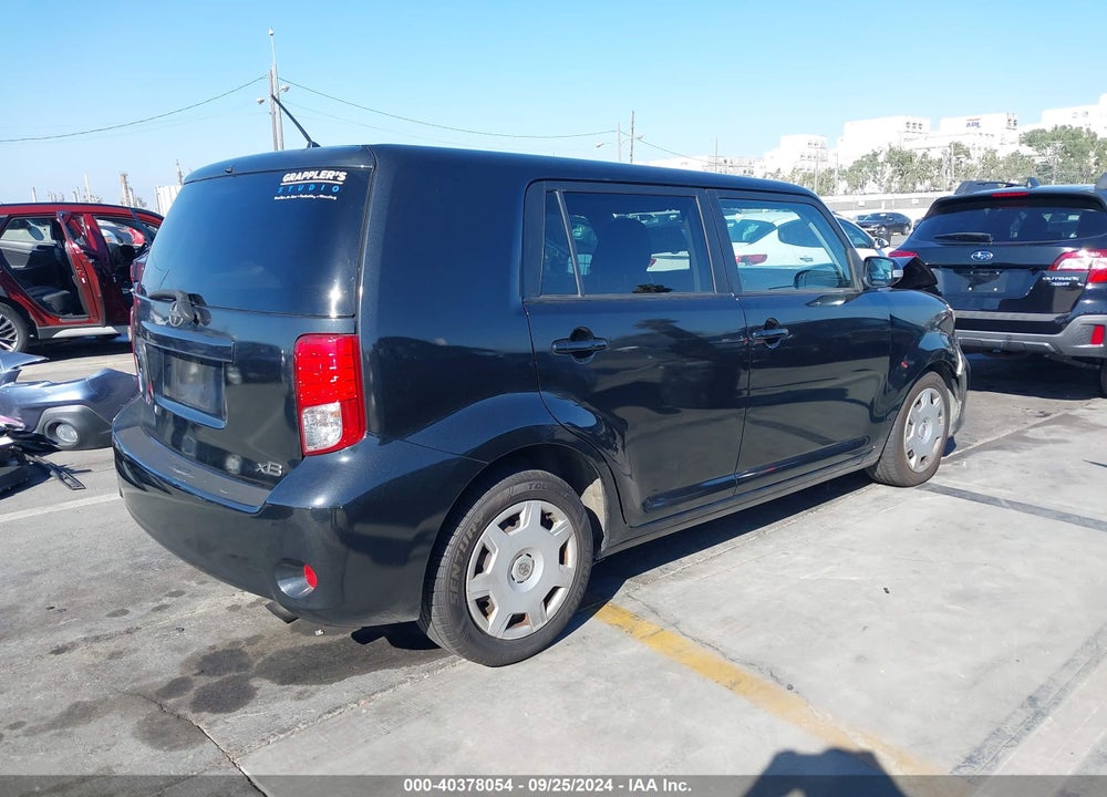 2011 SCION XB VIN: JTLZE4FE1B1132835