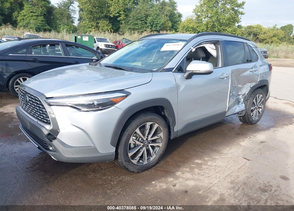 2022 TOYOTA COROLLA CROSS XLE VIN: 7MUEAABG8NV007498