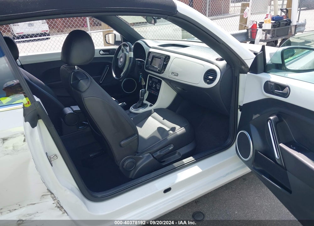 2019 VOLKSWAGEN BEETLE 2.0T FINAL EDITION SE/2.0T FINAL EDITION SEL/2.0T S/2.0T SE VIN: 3VW5DAAT1KM506555
