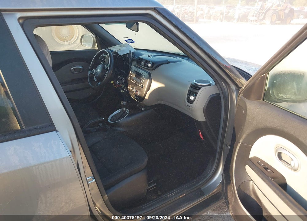 2014 KIA SOUL VIN: KNDJN2A2XE7065065