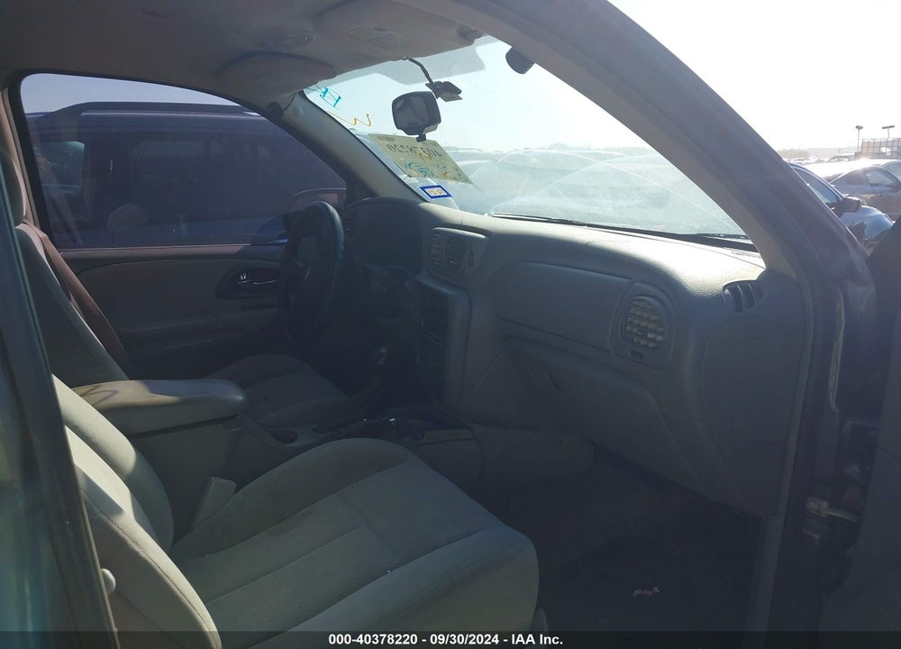 2005 CHEVROLET TRAILBLAZER LS VIN: 1GNDS13S552334543