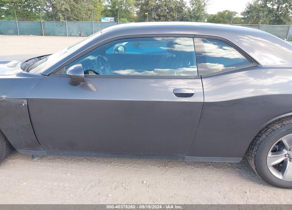 2019 DODGE CHALLENGER SXT VIN: 2C3CDZAG0KH525659