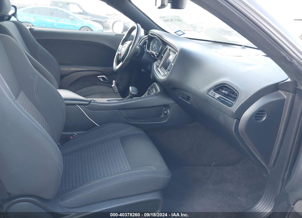 2019 DODGE CHALLENGER SXT VIN: 2C3CDZAG0KH525659