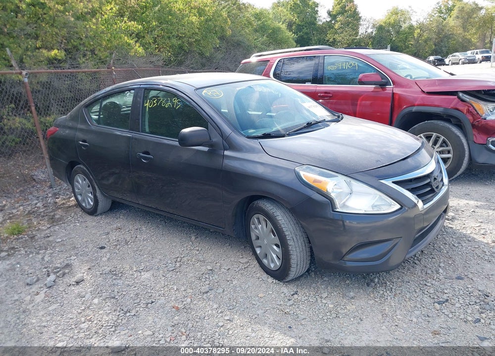 2015 NISSAN VERSA 1.6 S+ VIN: 3N1CN7AP1FL800968