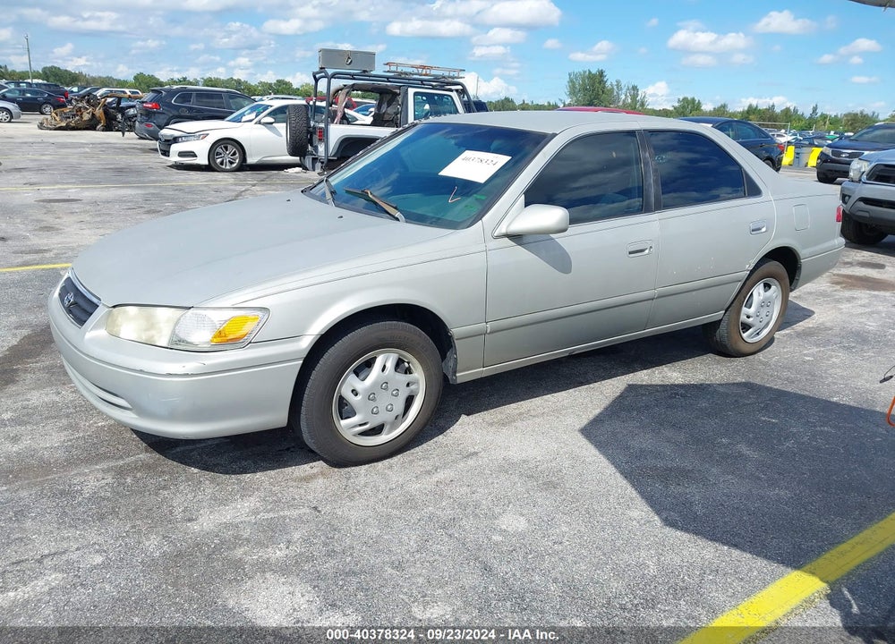 2000 TOYOTA CAMRY LE VIN: 4T1BG22K4YU658497