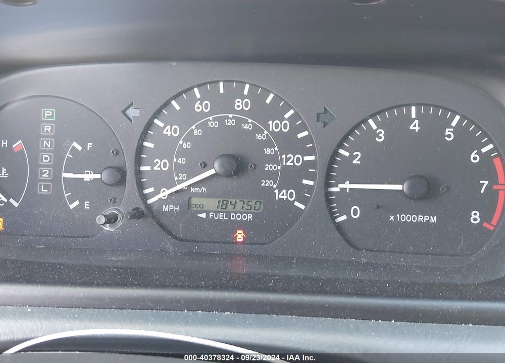 2000 TOYOTA CAMRY LE VIN: 4T1BG22K4YU658497