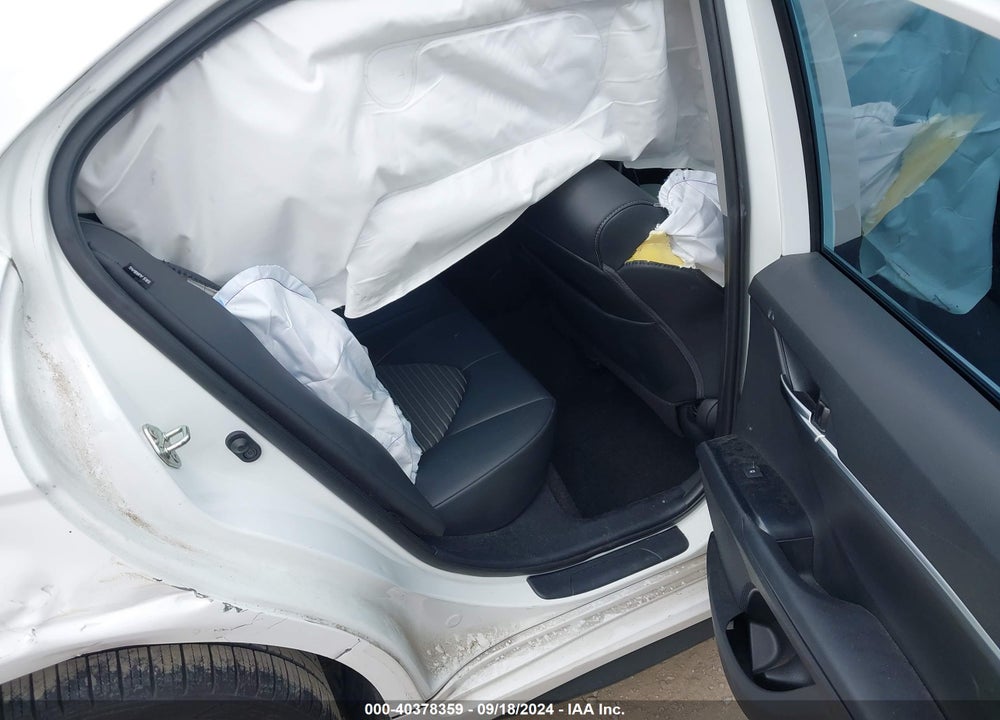 2020 TOYOTA CAMRY SE VIN: 4T1G11AK4LU357949