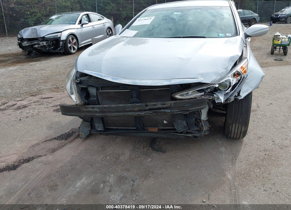 2011 HYUNDAI SONATA GLS VIN: 5NPEB4AC8BH091623