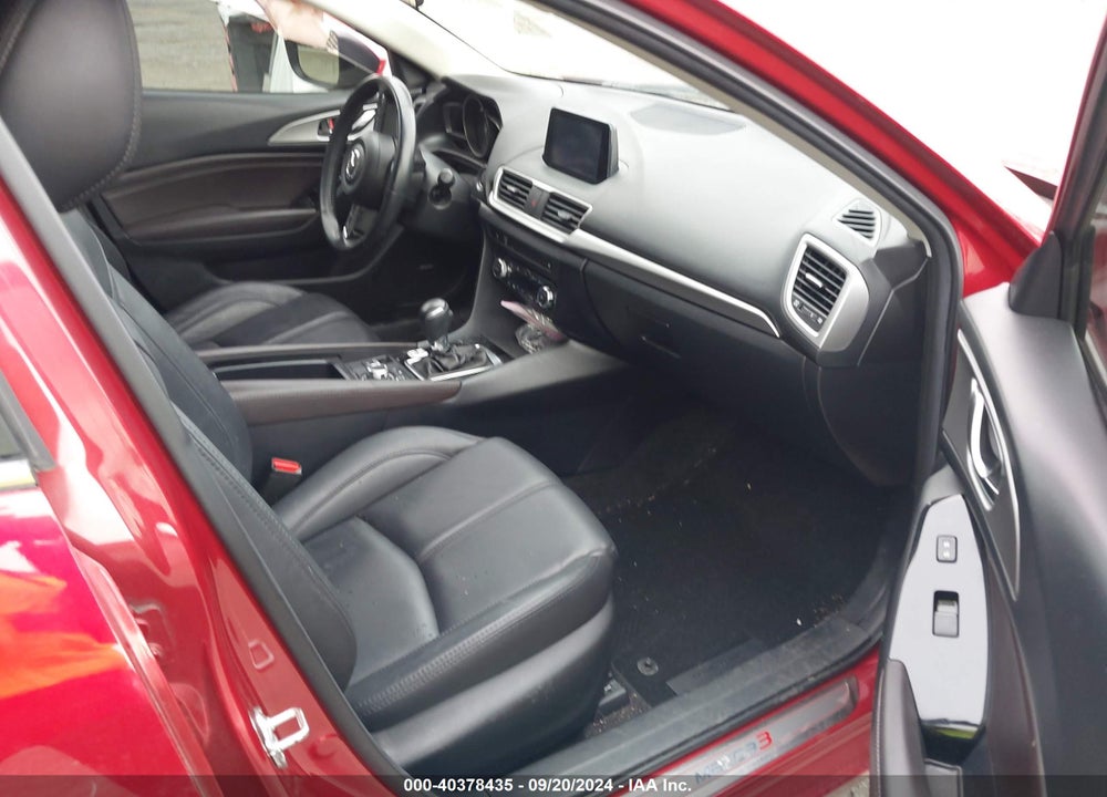 2018 MAZDA 3 TOURING VIN: 3MZBN1L30JM260674
