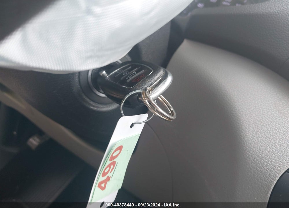 2017 HYUNDAI TUCSON SE VIN: KM8J3CA43HU347899