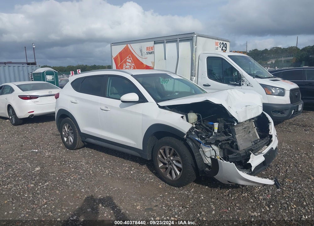 2017 HYUNDAI TUCSON SE VIN: KM8J3CA43HU347899