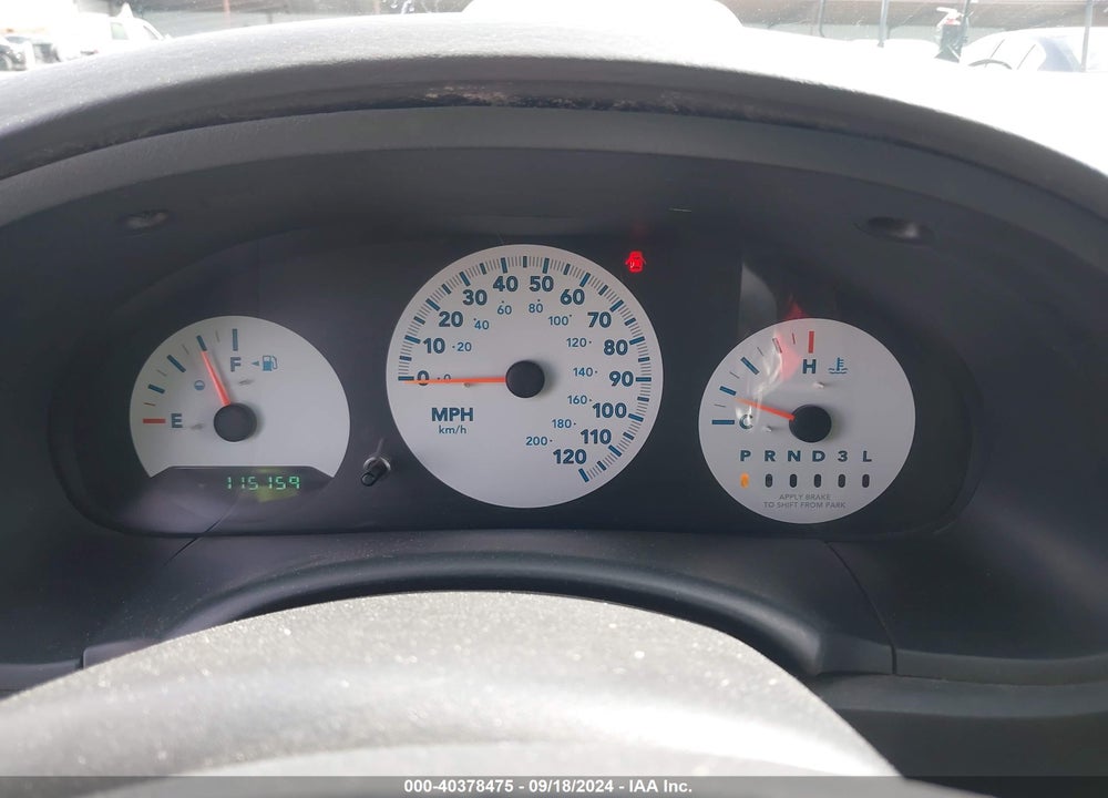 2006 CHRYSLER TOWN & COUNTRY VIN: 1A4GP45R56B760117