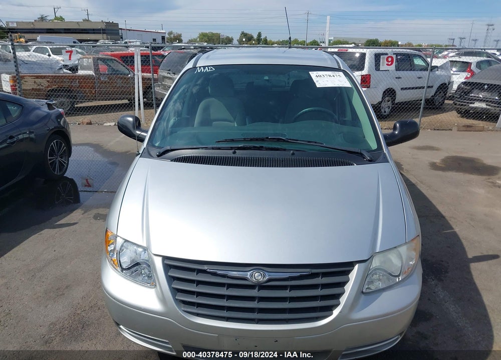 2006 CHRYSLER TOWN & COUNTRY VIN: 1A4GP45R56B760117