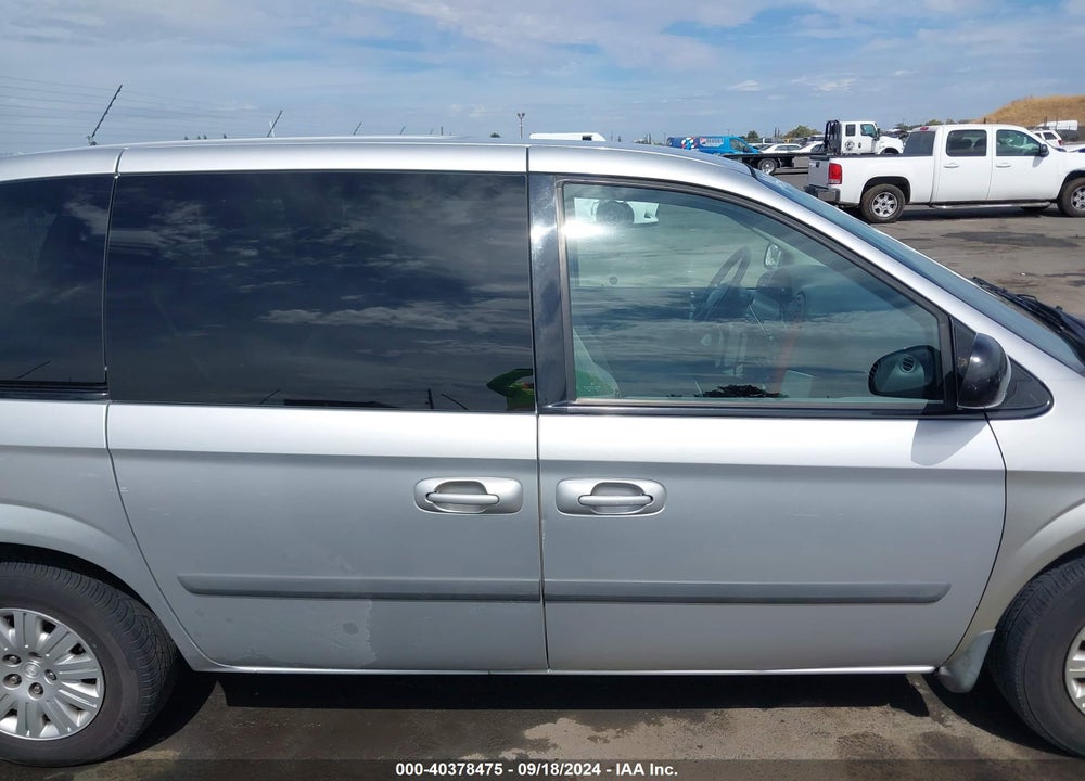 2006 CHRYSLER TOWN & COUNTRY VIN: 1A4GP45R56B760117
