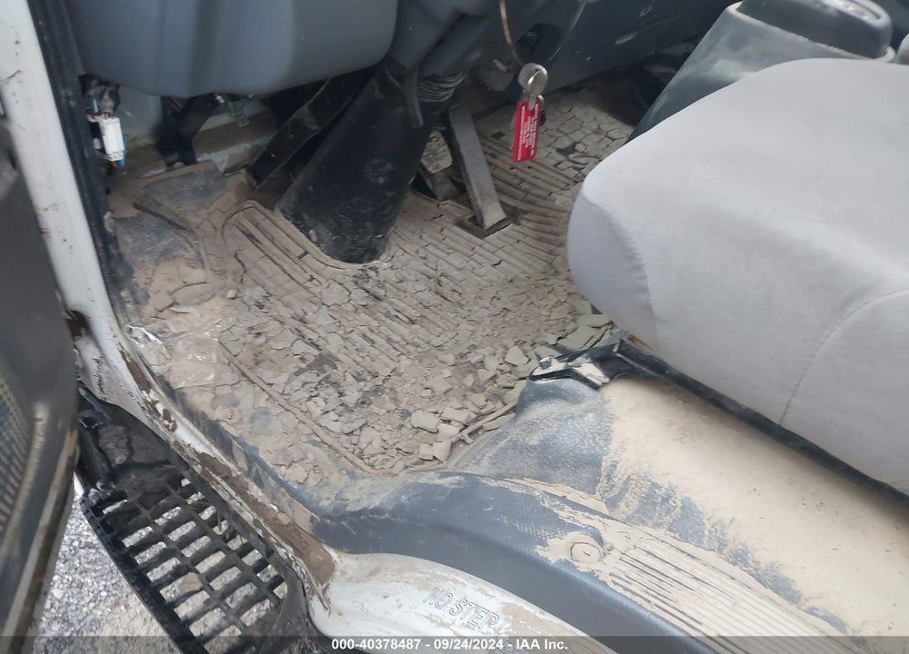 2022 ISUZU NPR XD VIN: JALC4W16ON7K00736