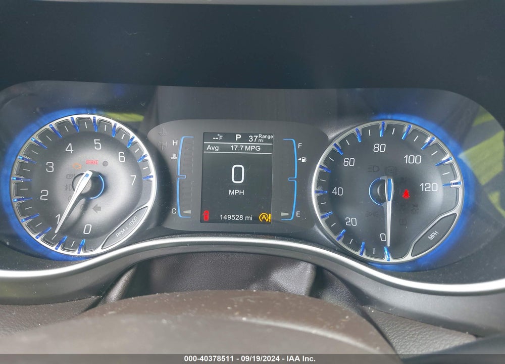 2017 CHRYSLER PACIFICA TOURING L VIN: 2C4RC1BGXHR705727