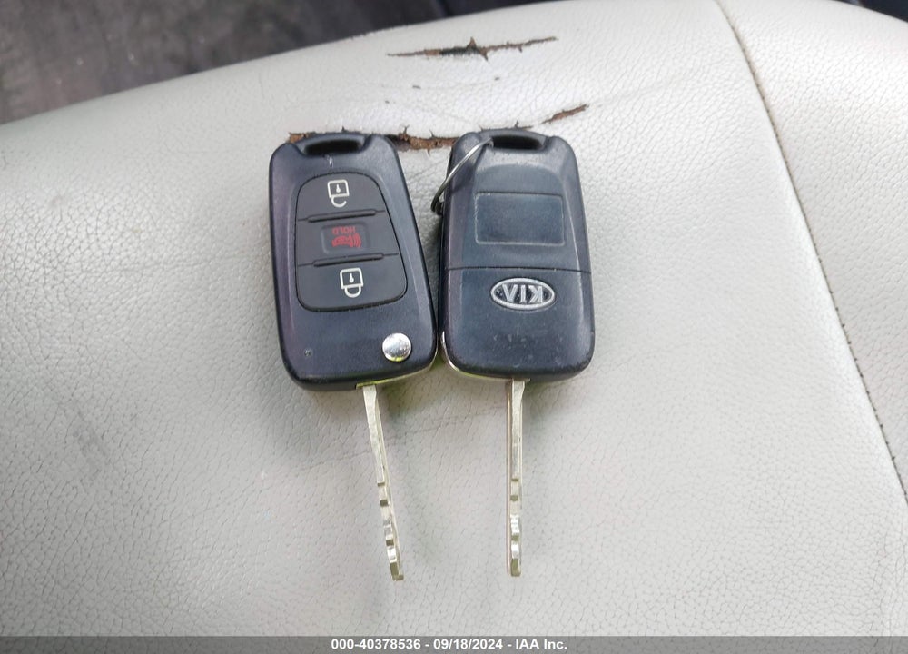 2013 KIA SOUL VIN: KNDJT2A51D7484081