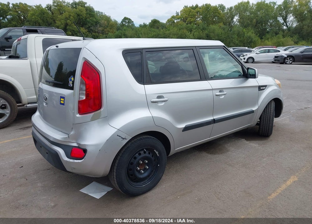 2013 KIA SOUL VIN: KNDJT2A51D7484081