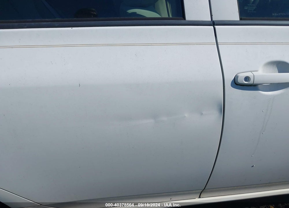 2009 TOYOTA COROLLA LE VIN: 1NXBU40E79Z043705