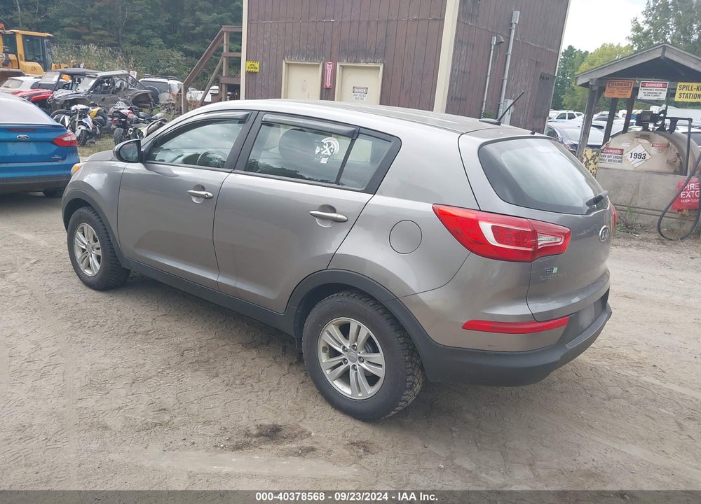 2011 KIA SPORTAGE VIN: KNDPB3A2XB7066804