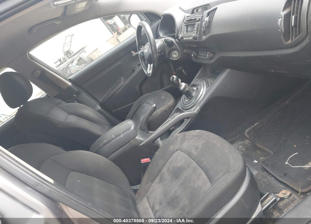 2011 KIA SPORTAGE VIN: KNDPB3A2XB7066804