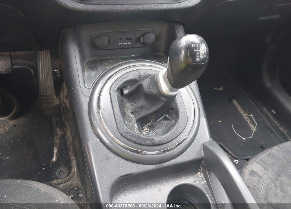 2011 KIA SPORTAGE VIN: KNDPB3A2XB7066804