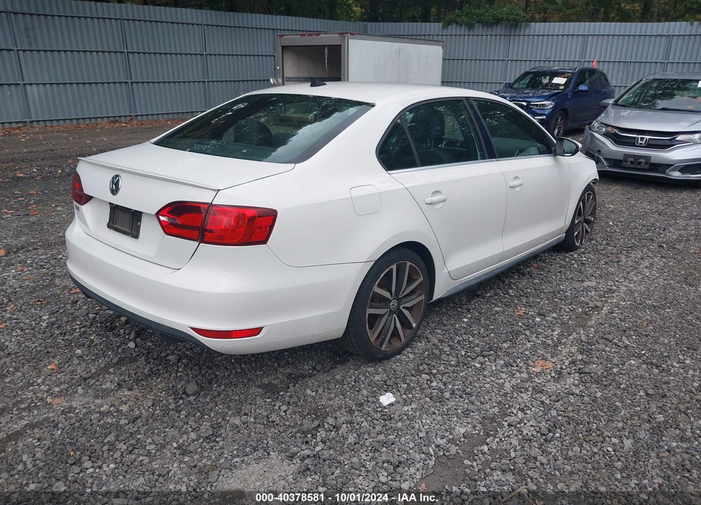 2012 VOLKSWAGEN JETTA GLI AUTOBAHN VIN: 3VW4A7AJ4CM397600