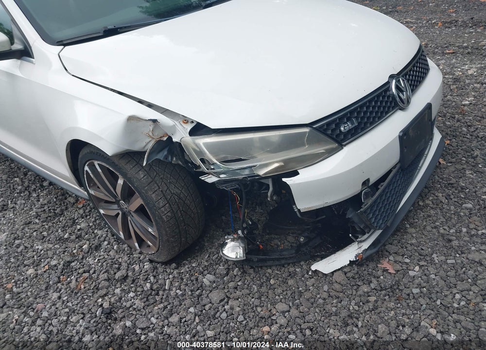 2012 VOLKSWAGEN JETTA GLI AUTOBAHN VIN: 3VW4A7AJ4CM397600