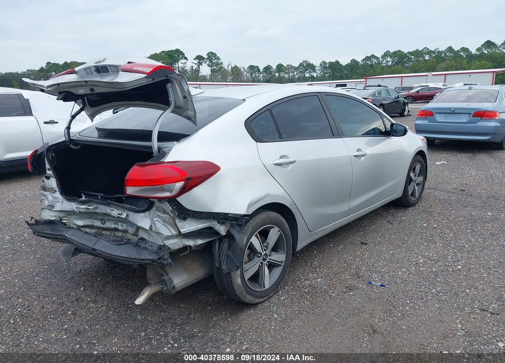2018 KIA FORTE LX VIN: 3KPFL4A75JE170495