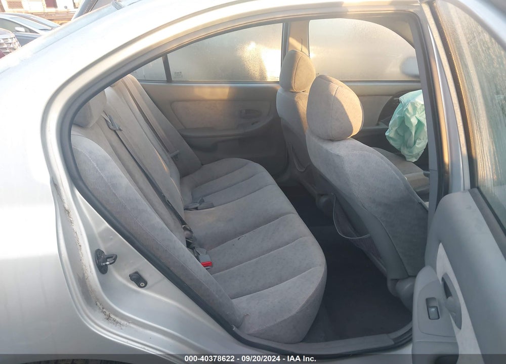 2006 HYUNDAI ELANTRA GLS/LIMITED VIN: KMHDN46D56U377330