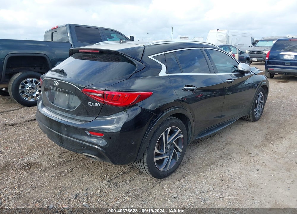2018 INFINITI QX30 PREMIUM VIN: SJKCH5CP6JA043553