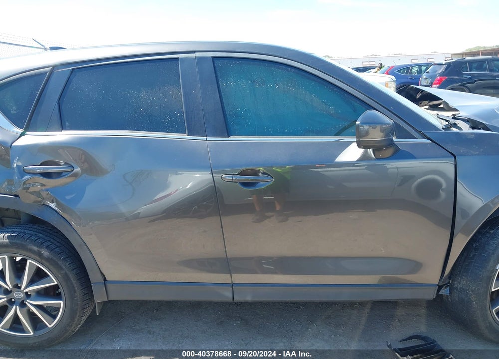 2018 MAZDA CX-5 TOURING VIN: JM3KFACM0J1354924